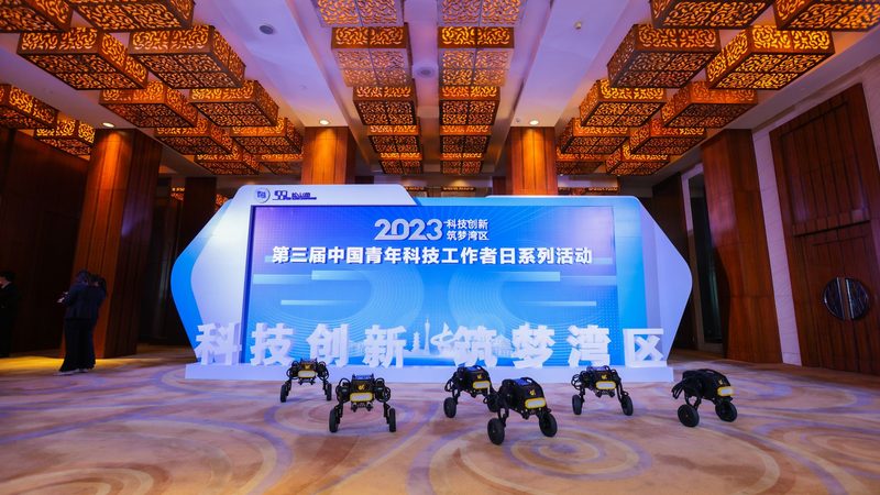 工业互联网平台：构建智能未来的基石**